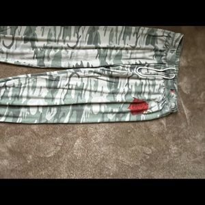 Womens stylish sweatpants.